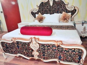 Hotel Rose One Lahore