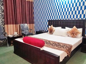 Hotel Rose One Lahore