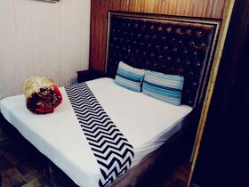Hotel Royal Suites
