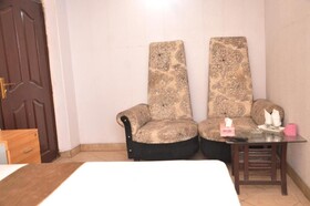 Hotel Royal Suites