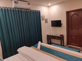 Hotel Swiss Pearl