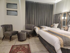 Hotel Swiss Pearl