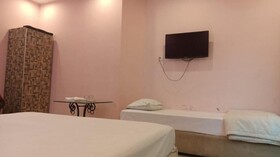 Hotel Versa Apartment and Lodges Lahore