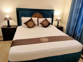 Infinity Hotel