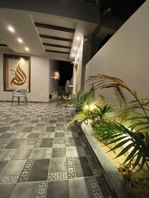 Key View Hotel