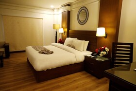 Magnum Inn