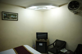 Mall View Hotel