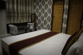 Mall View Hotel