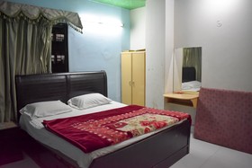 New Capital Hotel