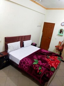 New Hajveri Hotel