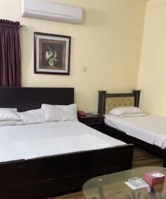 Omega Inn Hotel