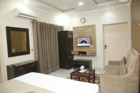 Park View Hotel Gulberg Lahore