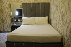Red Fort Hotel