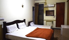 Shamrock Hotel