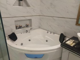 Shanze Hotel And Suites