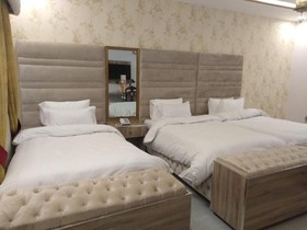 Shanze Hotel And Suites