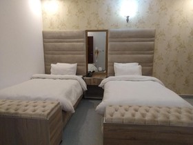 Shanze Hotel And Suites
