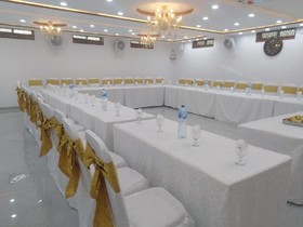 Shanze Hotel And Suites