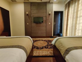 Shelton’s Rezidor Lahore