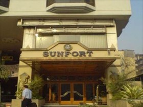 Sunfort Hotel