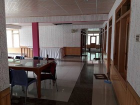 Hotel De Rose Wood Batakundi