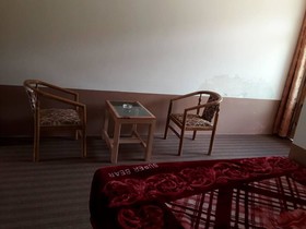 Hotel De Rose Wood Batakundi