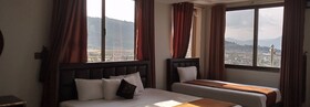 Khan Continental Hotel & Restaurant