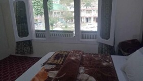 Silver Gleam Hotel
