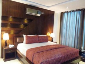 Bling Hotel