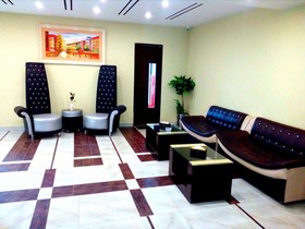 Bling Hotel