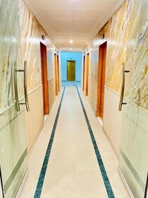 Hotel New Mid City