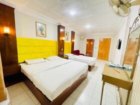 Hotel New Mid City
