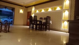 Hotel Paradise Inn