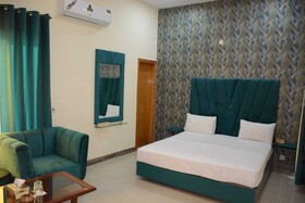Hotel The Taj