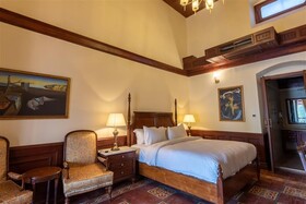 Cecil by Pearl Continental