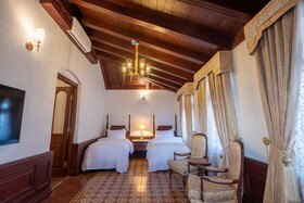 Cecil by Pearl Continental