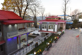 Dream Land Hotel
