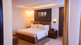 Fiora Hotel