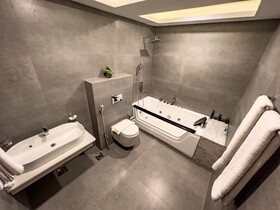 Fiora Hotel