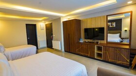 Fiora Hotel