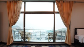 Grand Taj Hotel