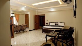 Grand Taj Hotel