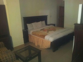 Hotel Move-N-Pick