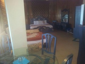 Hotel Move-N-Pick