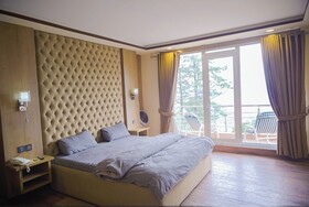 Kashmiri Lodges