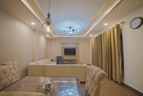 Kashmiri Lodges