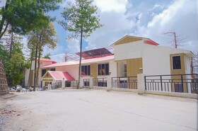 Kashmiri Lodges
