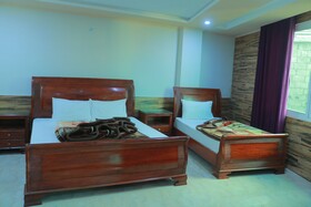 Lords Hotel