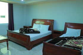Lords Hotel