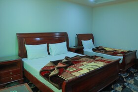 Lords Hotel